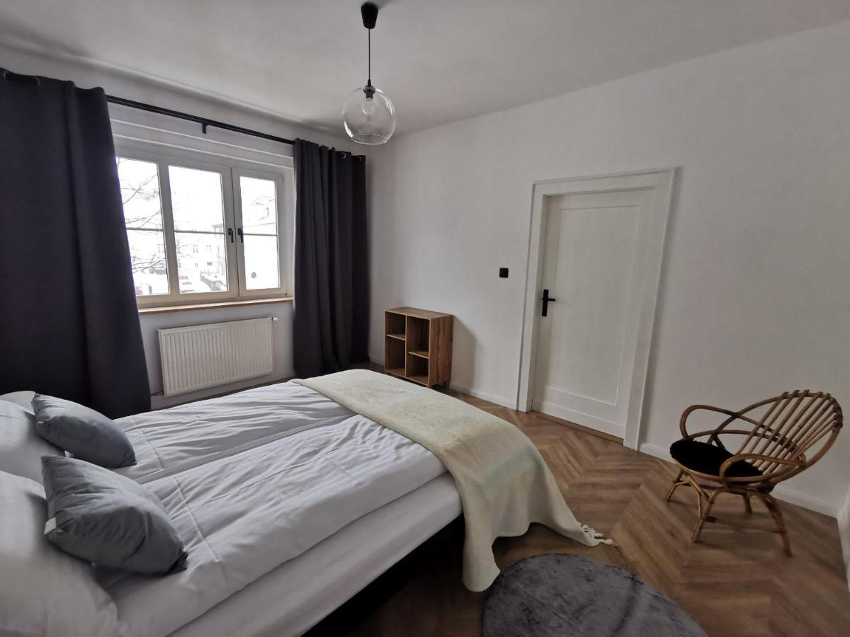 Apartament Black&White Jelenia Gora Dış mekan fotoğraf